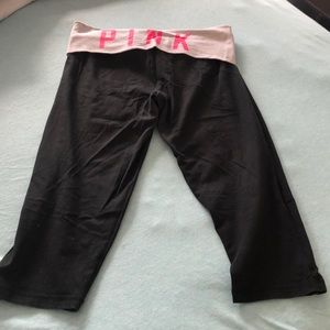 🌑 Victoria's Secret PINK Yoga Crop Leggings